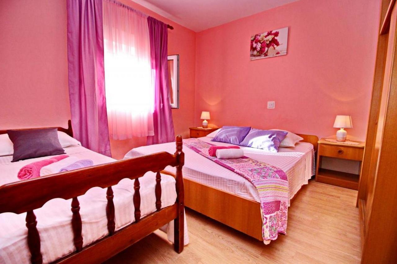 Apartments Villa Senija ปริซบา ภายนอก รูปภาพ