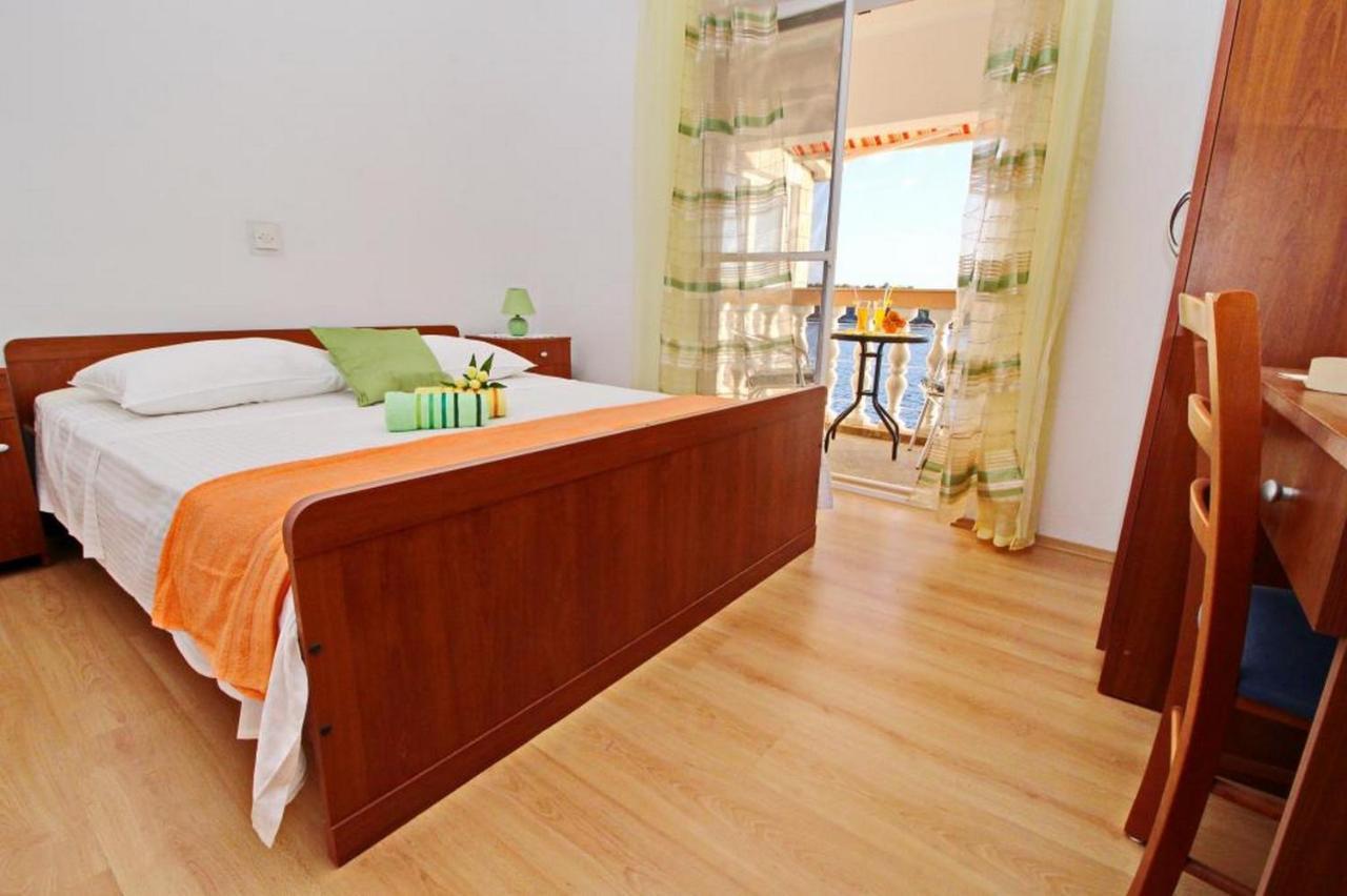 Apartments Villa Senija ปริซบา ภายนอก รูปภาพ